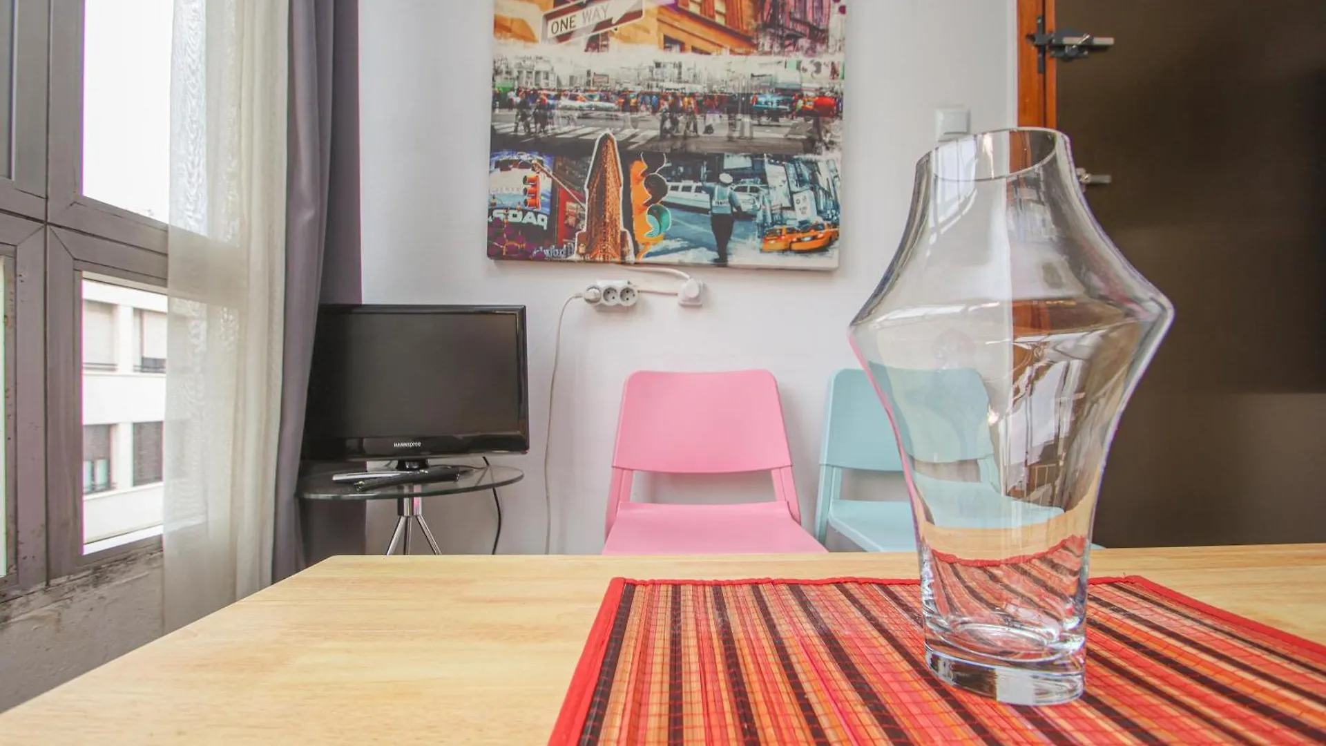 Apartment Apart Muy Centrico, Tranquilo Y Acogedor **A/C-Wifi** Seville Spain