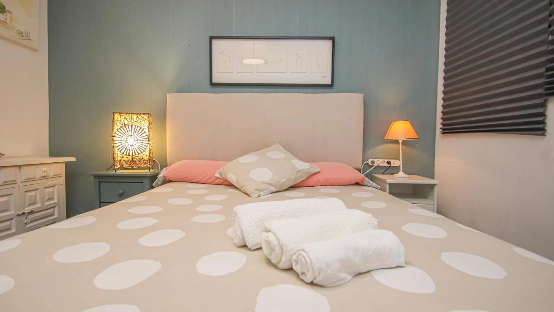 Apartment Apart Muy Centrico, Tranquilo Y Acogedor **A/C-Wifi** Seville